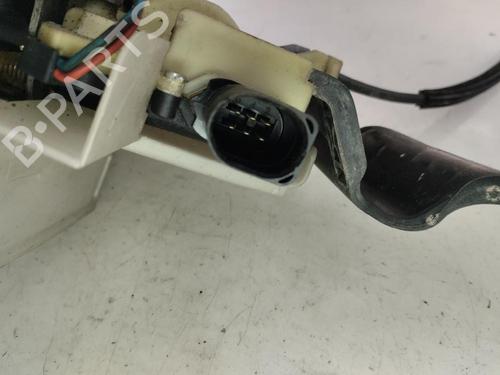 BP15895486C100 main image