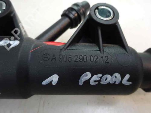 Clutch slave cylinder MERCEDES-BENZ SPRINTER 3,5-t Van (B906) 313 CDI (906.631, 906.633, 906.635, 906.637) | BP14169914M113 