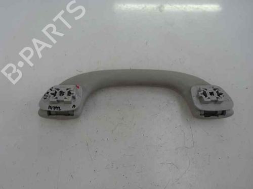 Used Front right interior door handle Front right interior door handle 7271598 7271598