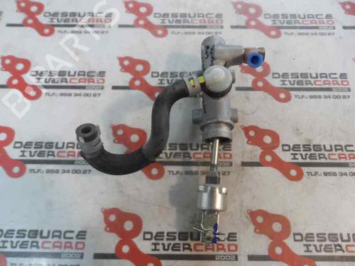 Used Clutch slave cylinder LEXUS IS II (_E2_) 220d (ALE20) (177 hp) 14171811