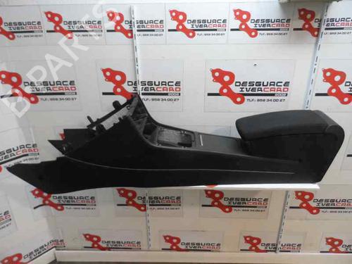 Used Armrest / Center console Armrest / Center console 7161873 7161873