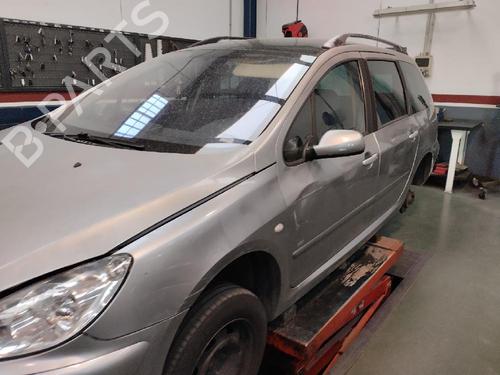 Front left lock PEUGEOT 307 SW (3H) 2.0 HDI 90 | BP17328123C98