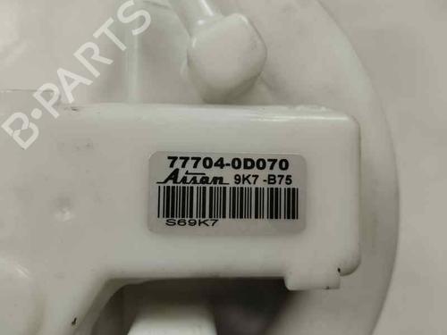 Używane Pompa paliwa TOYOTA YARIS (_P13_) 1.0 (KSP130_, KSP130) (69 hp) 30540390