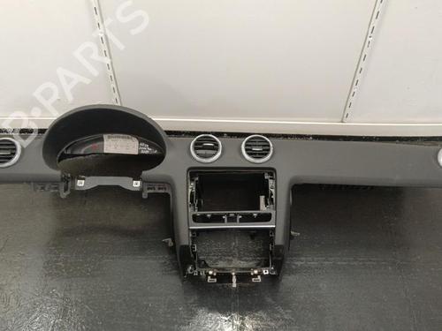 Used Dashboard Dashboard 35745849 35745849