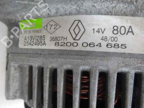 Used Alternator RENAULT MEGANE I Classic (LA0/1_) 1.9 dCi (LA05, LA1F) (102 hp) 8300484