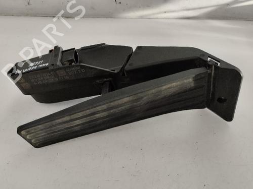 Pedal BMW 1 (E81) 118 d (143 hp) 15407979