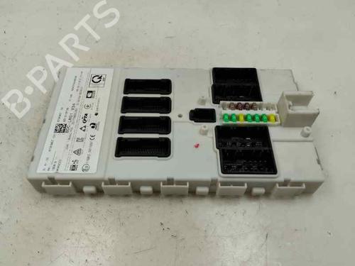 Used Fuse box BMW X1 (F48) sDrive 16 d (116 hp) 28023094