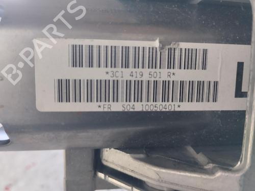 Used Steering column Steering column 17707573 17707573