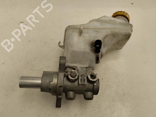 Used Brake master cylinder FIAT DOBLO Cargo (263_) [2010-2025]  12981471