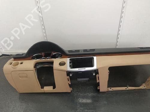 Instrumentbord Instrumentbord VW PASSAT B6 (3C2) 2.0 TDI (140 hp) 36292232 36292232
