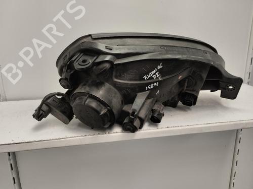 Used Left headlight HYUNDAI TUCSON (JM) 2.0 All-wheel Drive (141 hp) 17917803