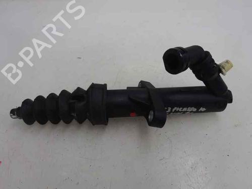 Used Clutch slave cylinder Clutch slave cylinder 14168644 14168644