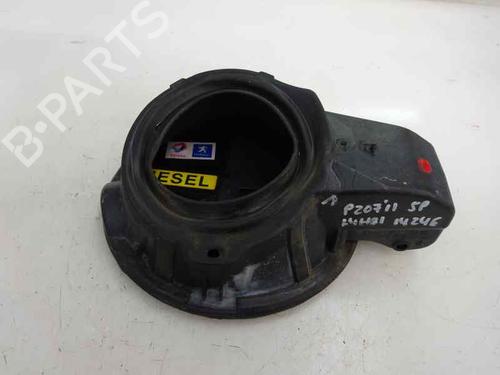 Used Fuel flap Fuel flap 6946209 6946209