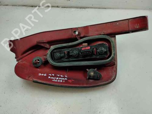 Venstre baglygte Venstre baglygte PEUGEOT 306 Break (7E, N3, N5) 2.0 HDI 90 (90 hp) 21271758 21271758