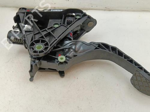 Pedal embrague Pedal embrague 35740806 35740806