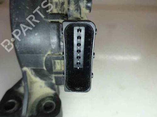 Used Pedal Pedal 1624035 1624035