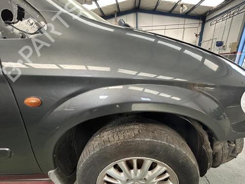 Used Right front fenders Right front fenders CHRYSLER VOYAGER IV (RG, RS) 2.8 CRD (150 hp) 35740267 35740267