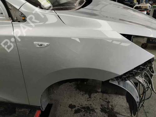 Used Right front fenders HYUNDAI ix35 (LM, EL, ELH) 2.0 CRDi (136 hp) 24114208