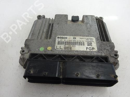 Used Engine control unit (ECU) OPEL VECTRA C (Z02) [2002-2009]  11130203