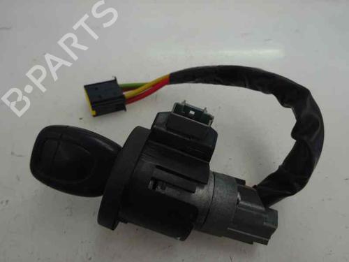 Used Ignition barrel RENAULT CLIO II (BB_, CB_) 1.2 16V (BB05, BB0W, BB11, BB27, BB2T, BB2U, BB2V, CB05,... (75 hp) 8212820