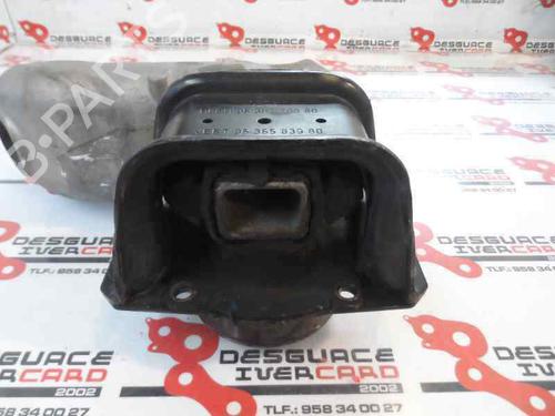 Used Engine mount Engine mount 8796756 8796756