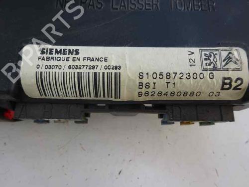 Used Fuse box PEUGEOT 206 Hatchback (2A/C) 2.0 HDI 90 (90 hp) 8083317