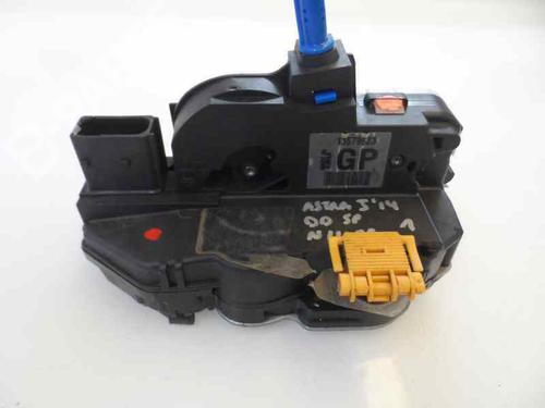 Front right lock OPEL ASTRA J (P10) 1.7 CDTI (68) | BP354689C97 
