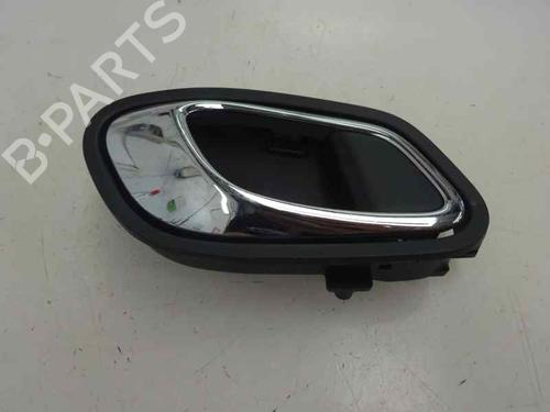 Used Front right interior door handle Front right interior door handle 8124937 8124937