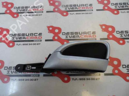 Used Front left interior door handle Front left interior door handle 3213200 3213200