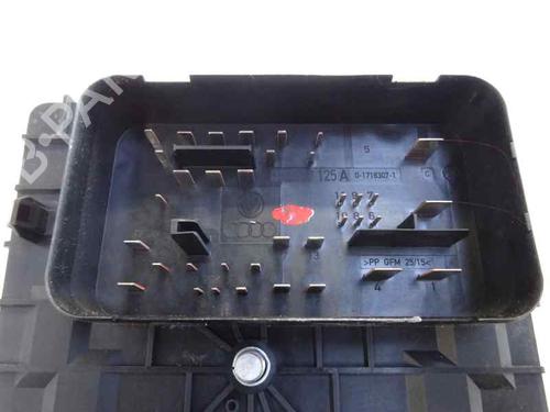 Used Fuse box AUDI A3 (8P1) 2.0 TDI 16V (140 hp) 2824481