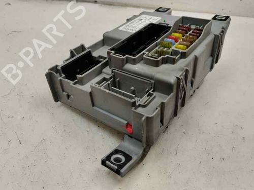Used Fuse box Fuse box 30540730 30540730