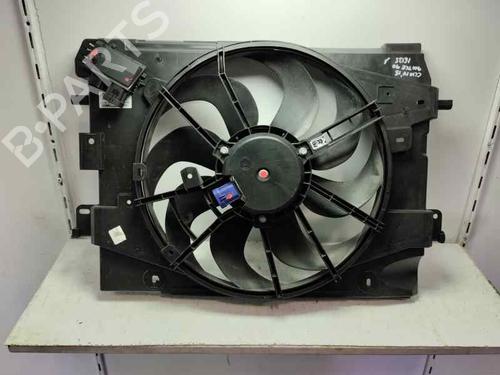 Used Radiator fan Radiator fan 21394992 21394992