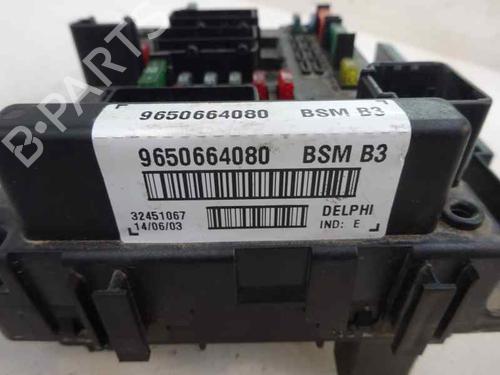 Fuse box CITROËN C5 I (DC_) 2.0 HDi (DCRHZB, DCRHZE) | BP6692650E1