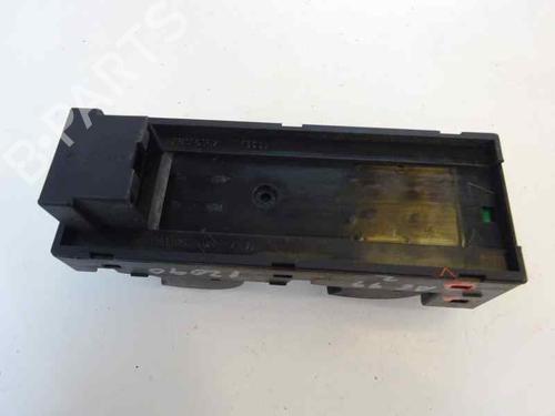 Used Left front window switch Left front window switch 1712061 1712061