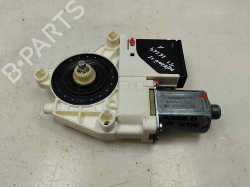 Rudehejsemotor bagstkærm venstre RENAULT MEGANE III Hatchback (BZ0/1_, B3_) [2008-2025]  23425636