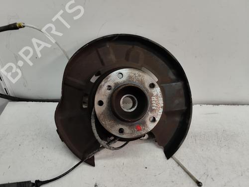 Used Left rear steering knuckle BMW 1 (E81) 118 d (143 hp) 15467953