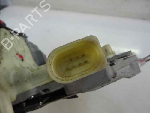 Høyre bak lås VW PASSAT B6 (3C2) 2.0 TDI 16V (140 hp) 7772915