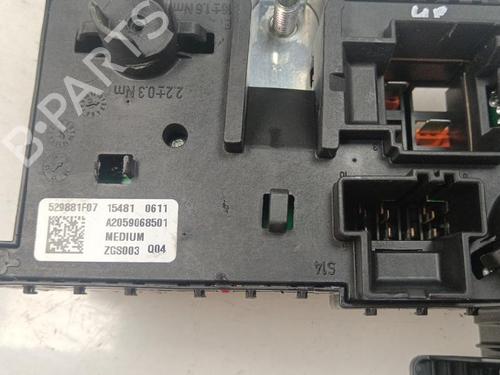 Used Fuse box Fuse box 39581526 39581526