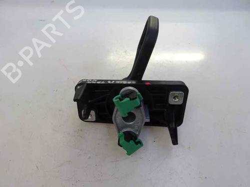 Used Rear right interior door handle Rear right interior door handle 4639741 4639741