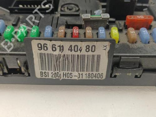 Fuse box CITROËN C5 II (RC_) 2.0 HDi (RCRHRH) | BP35743657E1 - Image 2