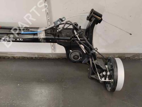 Essieu arrière RENAULT CAPTUR II (HF_) LPG (HFMT) (101 hp) 27278619