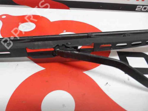 Used Front windshield wiper arm SUZUKI GRAND VITARA II (JT, TE, TD) 1.9 DDiS (JB419WD, JB419XD) (129 hp) 3468794