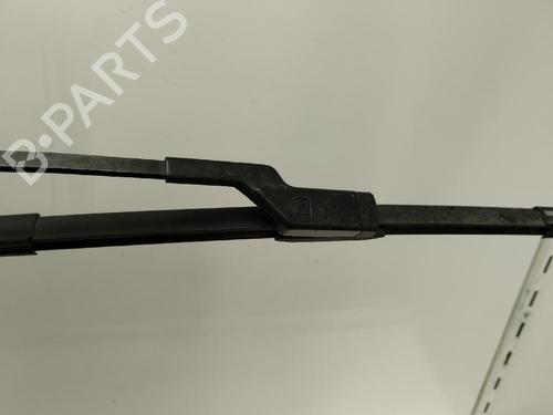 Used Front windshield wiper arm HYUNDAI ix20 (JC) 1.4 (90 hp) 19483072
