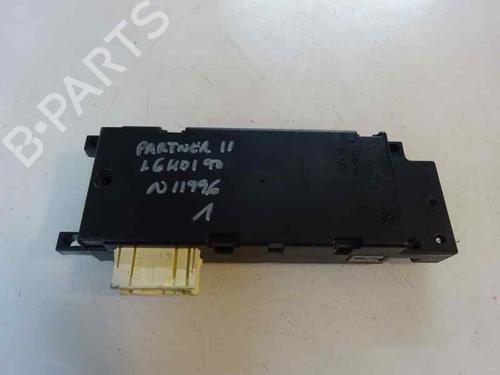 Electronic module PEUGEOT PARTNER Box Body/MPV | BP2521505M83