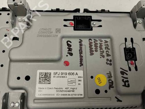 Used Display monitor SEAT ATECA (KH7, KHP) [2016-2025]  21394528