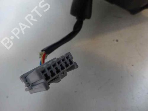 Spiegel buiten links NISSAN ALMERA II Hatchback (N16) 1.5 (98 hp) 6821680