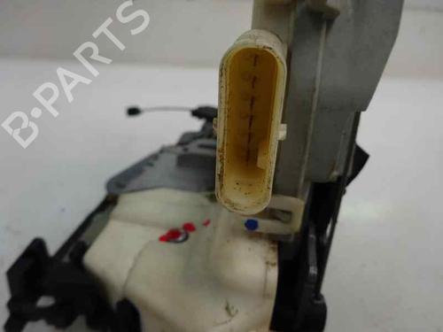 Høyre foran lås SEAT LEON (1P1) 1.6 TDI (105 hp) 8695736