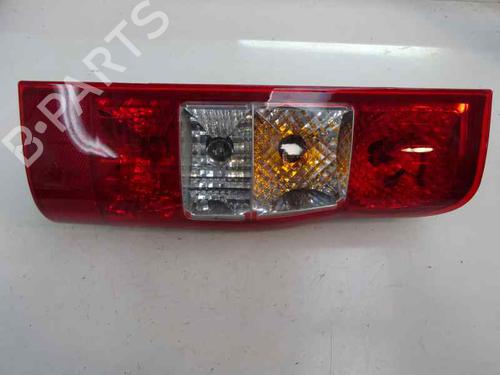 Feu arrière droit FORD TRANSIT TOURNEO Bus 2.2 TDCi (115 hp) 8833021