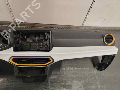 Dashboard SEAT ARONA (KJ7, KJP) 1.0 TSI | BP27535825C46 - Image 2