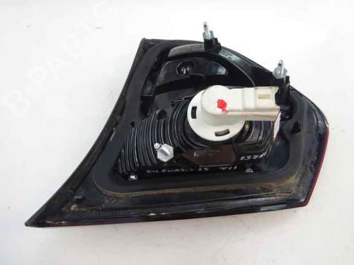 Used Left tailgate light Left tailgate light CITROËN C4 Picasso I MPV (UD_) 1.6 HDi 110 (112 hp) 6704486 6704486